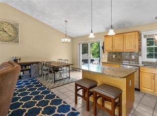 50 Lemac St, Warwick, RI 02889
