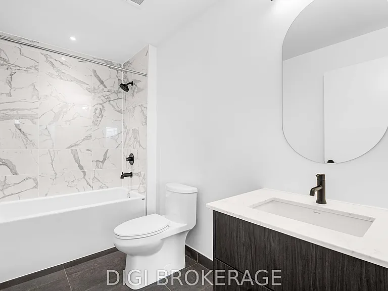 560 Rideau St #413 — Photo 13
