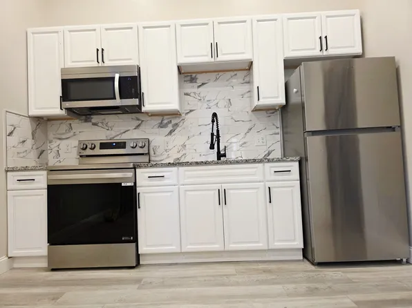 150 Middlesex St #306, Lowell, MA 01852