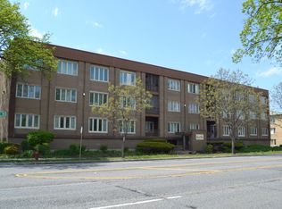 10048 S Pulaski Rd APT 3E, Oak Lawn, IL 60453