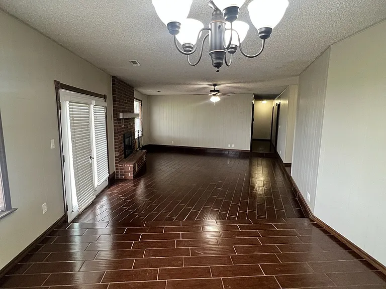 5513 S George Anderson Rd — Photo 5