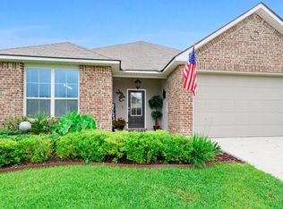 10705 Dodger Dr, Denham Springs, LA 70726