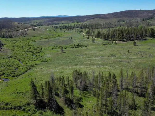 20 Porter Ranch Rd, Laramie, WY 82070