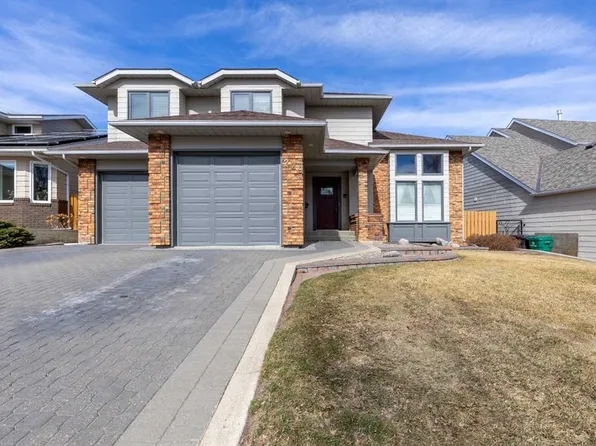 229 S Coachwood Point W, Lethbridge, AB T1K 6A7