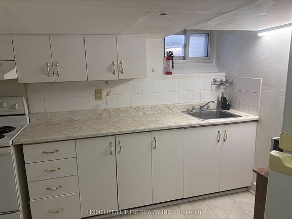 5th image of 14 Shenley Rd #Basement