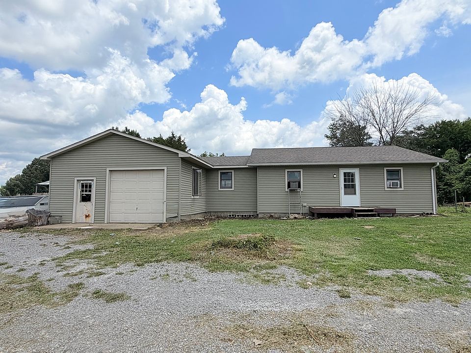 1st image of 855 Beech Hollow Rd