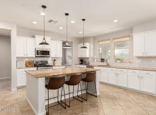 479 E Basket Carrier Way, Oro Valley, AZ 85755