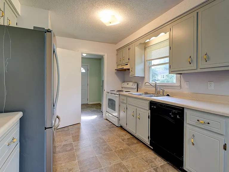 204 Bob White Dr — Photo 19
