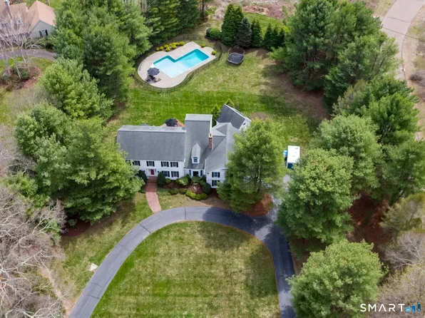 34 Beekman Place, Madison, CT 06443