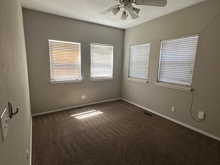 240 S Husband St #1 — Photo 6