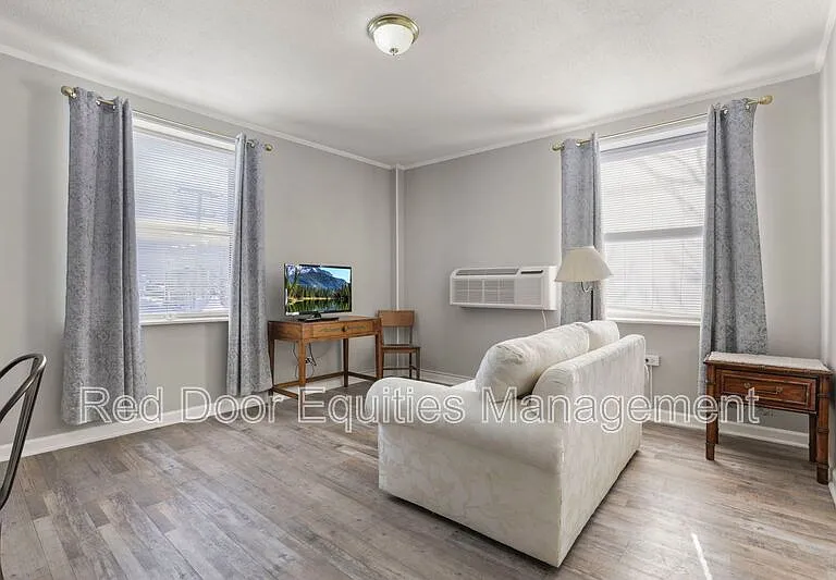 123 N Broad St #201 — Photo 3
