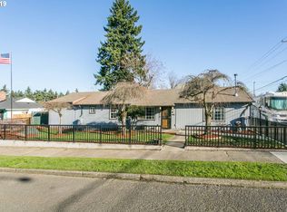 2010 NE 121st Ave, Portland, OR 97220