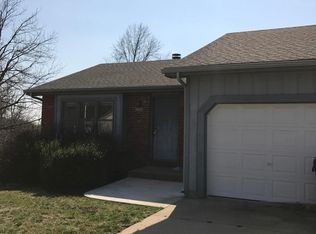 3007 University Dr, Lawrence, KS 66049
