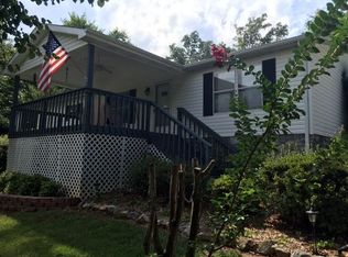 609 Harbor Trl, Moneta, VA 24121