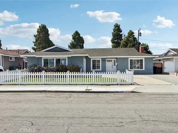 5792 Venturi Dr, Huntington Beach, CA 92649