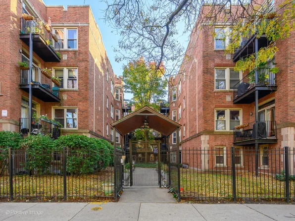 1649 W Pratt Blvd APT 2A, Chicago, IL 60626