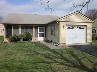 9 Leighton Ln, Manchester Township, NJ 08759