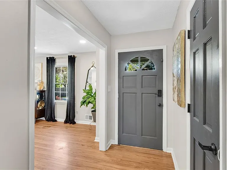 3941 Forest Dr — Photo 9