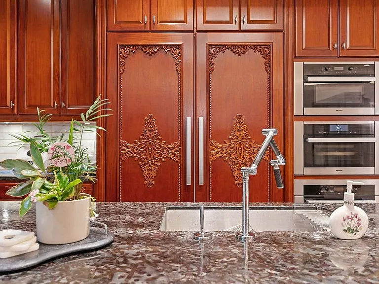 1327 Chartwell Dr — Photo 28