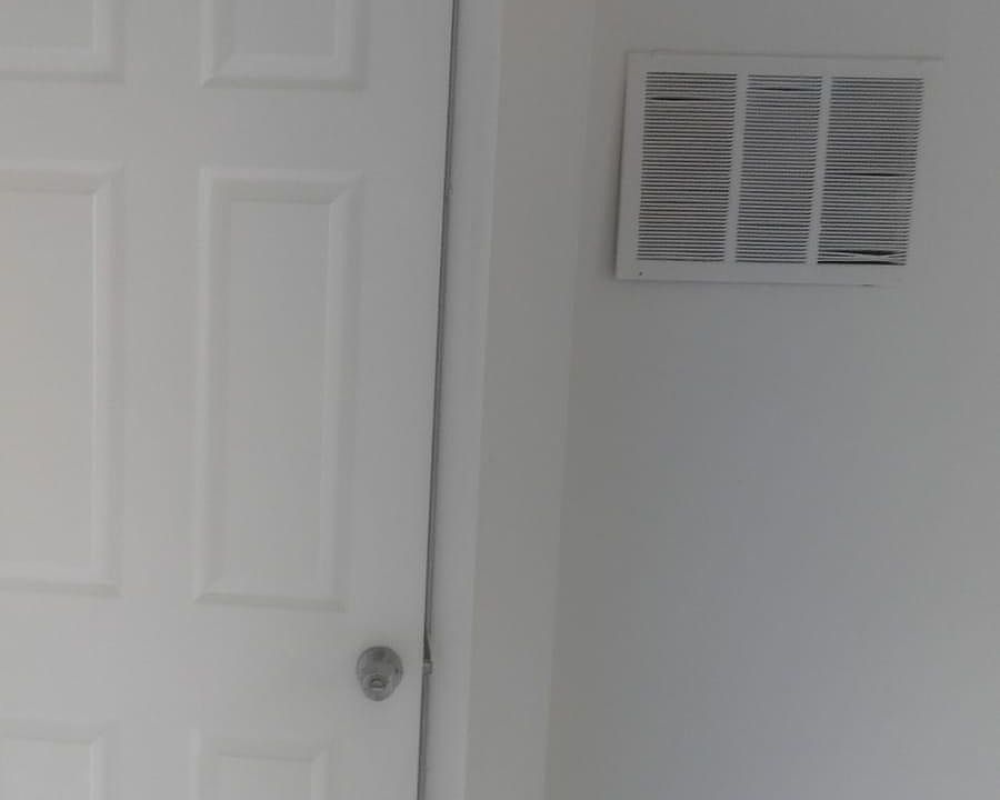 1st image of 260 Bowlan St N