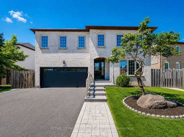 13 Jaffa Dr, Brampton, ON L6S 4C7