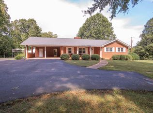 3438 Huguenot Trl, Powhatan, VA 23139