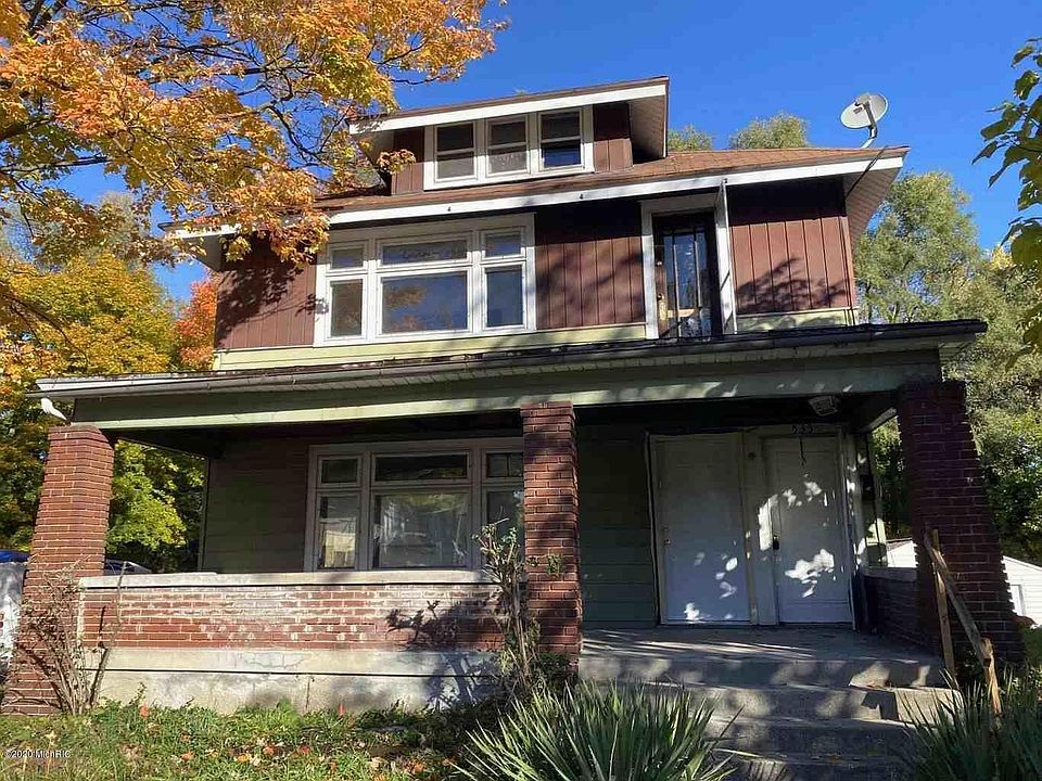 1st image of 533 Dickinson St SE #535