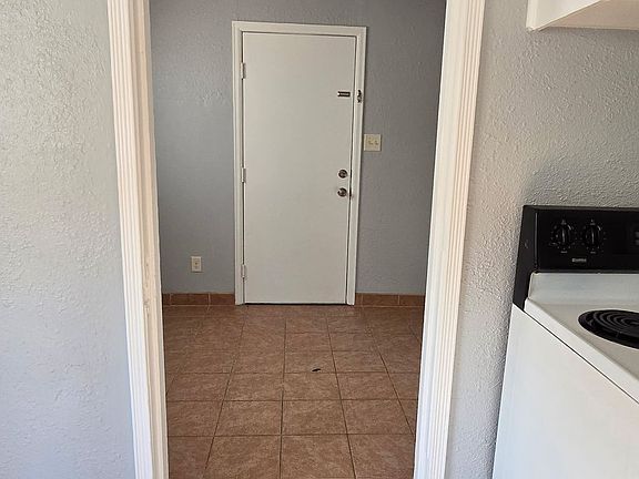 5th image of 707-709 Duncan Rd #12