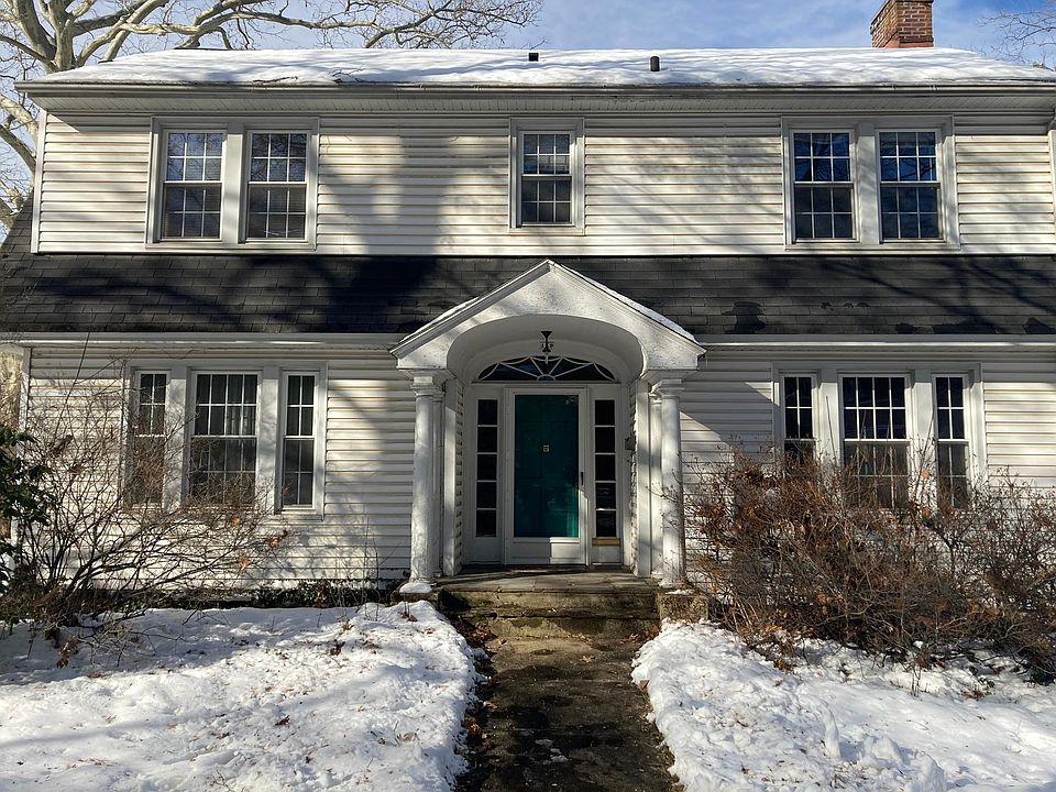 1st image of 159 W Park Ave
