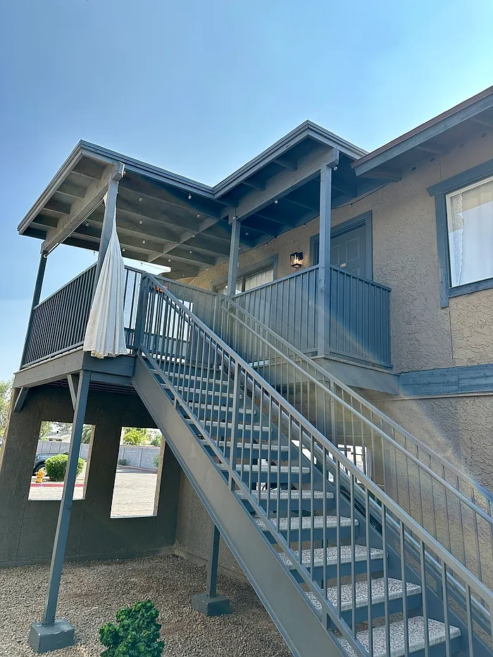 3 bed, 2.0 bath, 1066 sqft, $1,595 — Photo 1