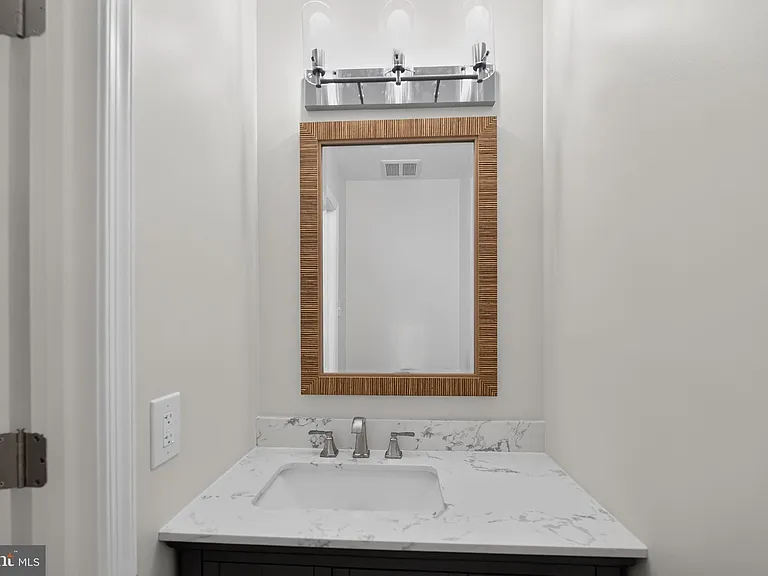 114 Gentlebrook Rd — Photo 17