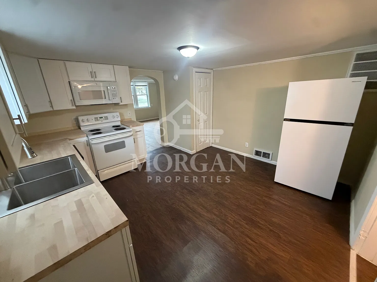 805 North 12th Street - Elwood - 1 — Photo 4