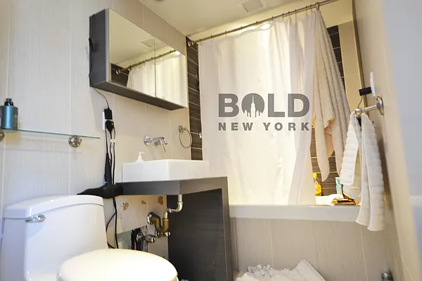 Rented by Bold New York | media 11