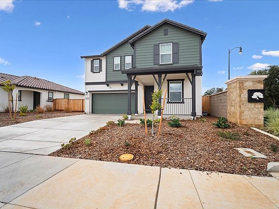 2nd image of 10112 Yanna Way