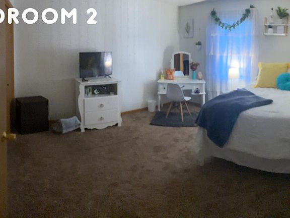5th image of 404 Chateau Royale Ct