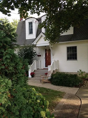 727 Hill Ave photo 1