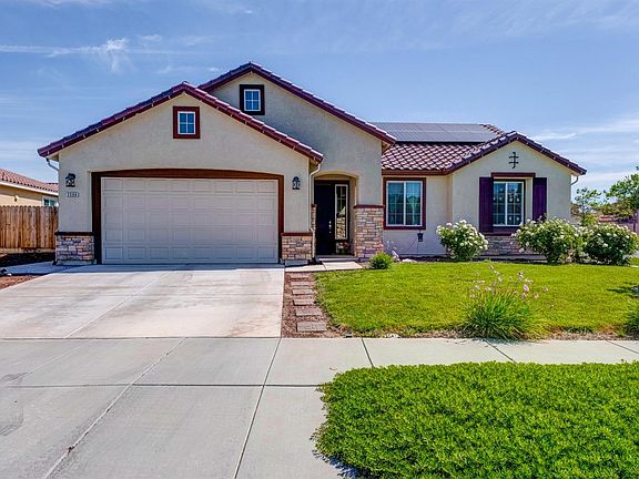 3rd image of 2598 N Rock Creek Dr