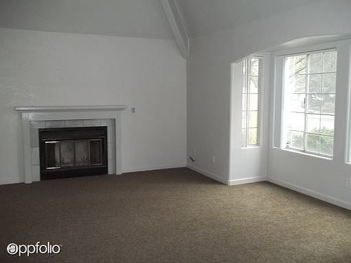 5th image of 295 E Portland Ave