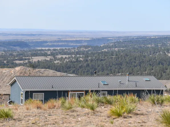 27927 Cascade Springs Rd, Hot Springs, SD 57747