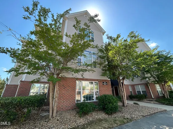 2510 Friedland Pl APT 102, Raleigh, NC 27617