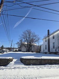Grove St, Wilkes Barre, PA, 18702