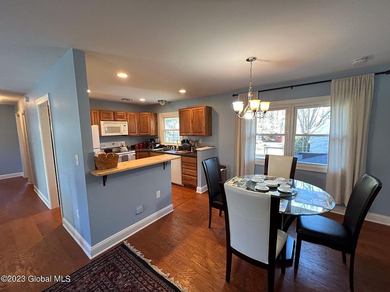 3rd image of 1 Marjorie Drive