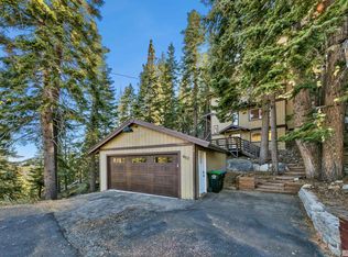 452 Barrett Dr, Stateline, NV 89449