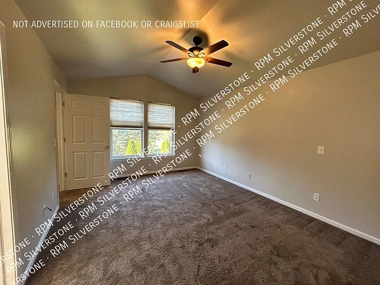 18013 Marsal Dr — Photo 11