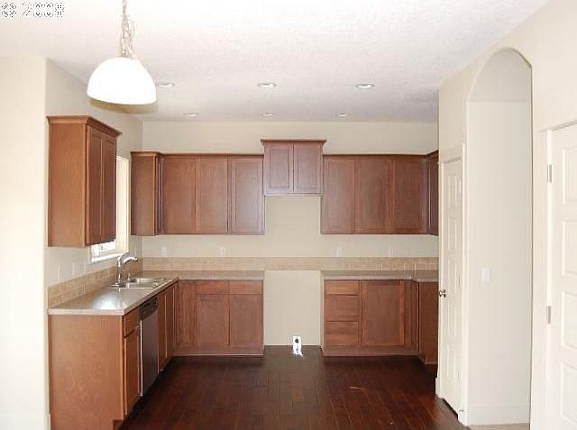 2nd image of 1352 J St