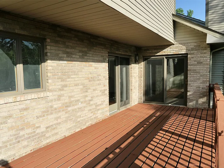 7233 Oakwood Dr — Photo 21