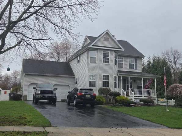 9 Pepperidge Ct, Jackson, NJ 08527