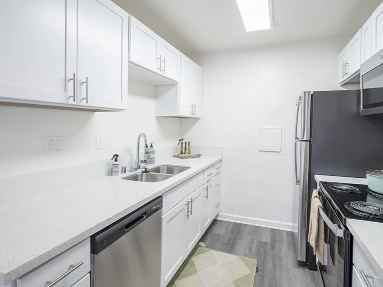 Artesia Crossings Apartments — Photo 12