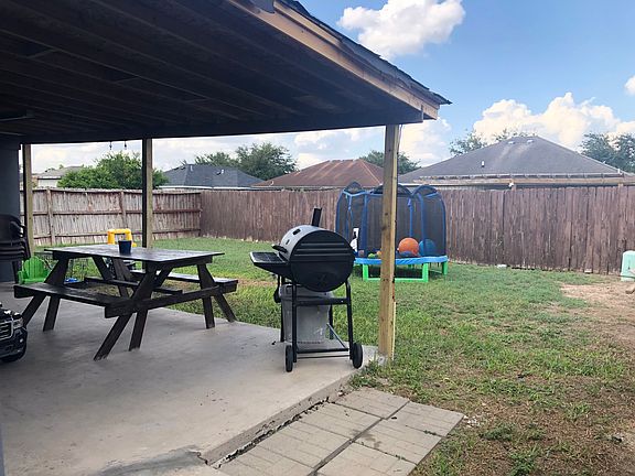 2nd image of 2802 Camino Grande