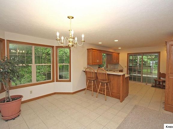 5th image of 700 King Beach Dr